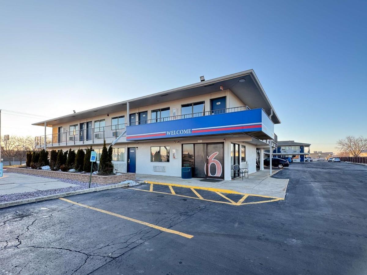 Motel 6-Janesville, WI Eksteriør bilde