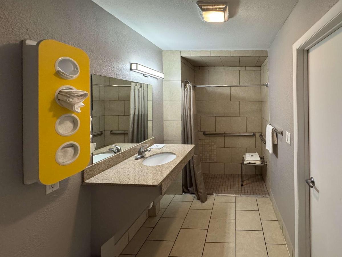Motel 6-Janesville, WI Eksteriør bilde