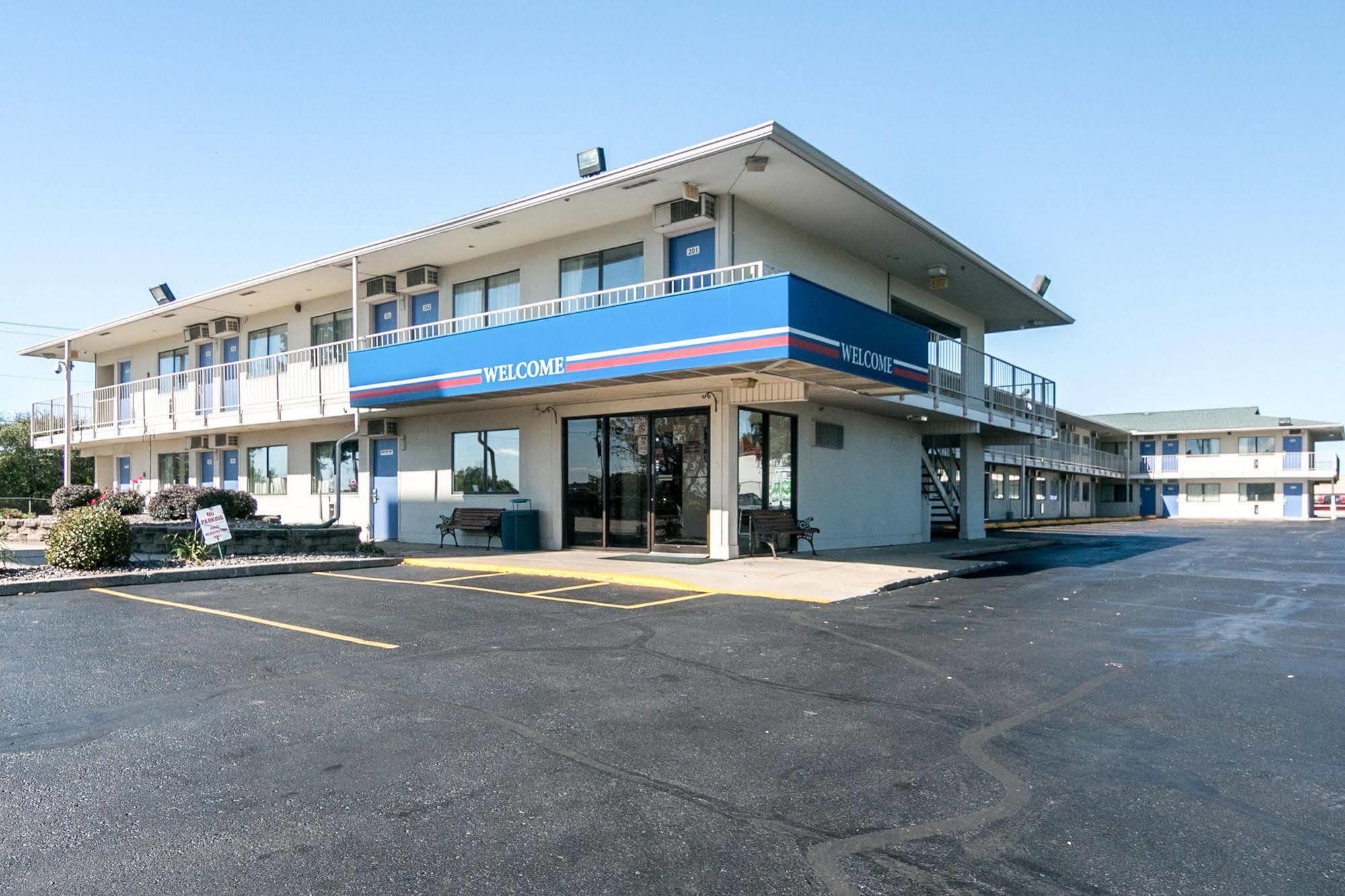 Motel 6-Janesville, WI Eksteriør bilde